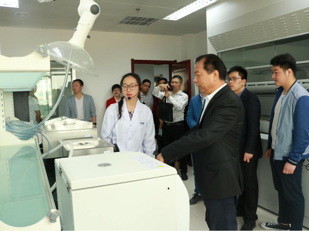 1493350633710239.jpg 参观.jpg